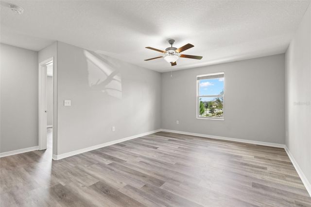 5061 WHITE CHICORY DRIVE, Apollo Beach, FL 33572
