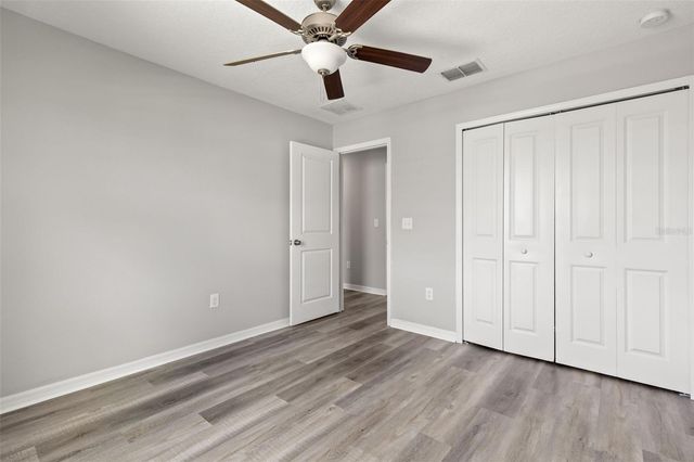 5061 WHITE CHICORY DRIVE, Apollo Beach, FL 33572