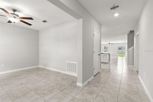 5061 WHITE CHICORY DRIVE, Apollo Beach, FL 33572
