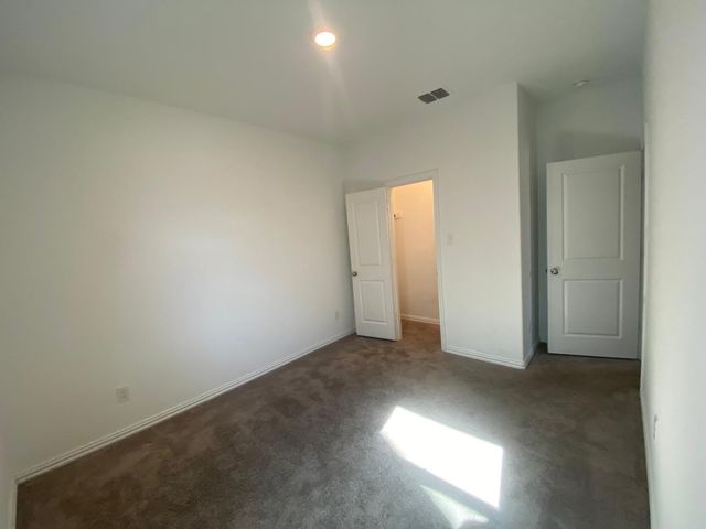 1709 Lake Grove Drive, Little Elm, TX 75068