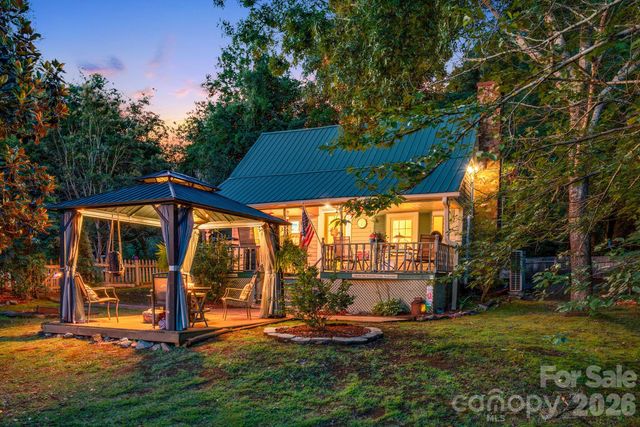 242 Whitney Boulevard, Lake Lure, NC 28746