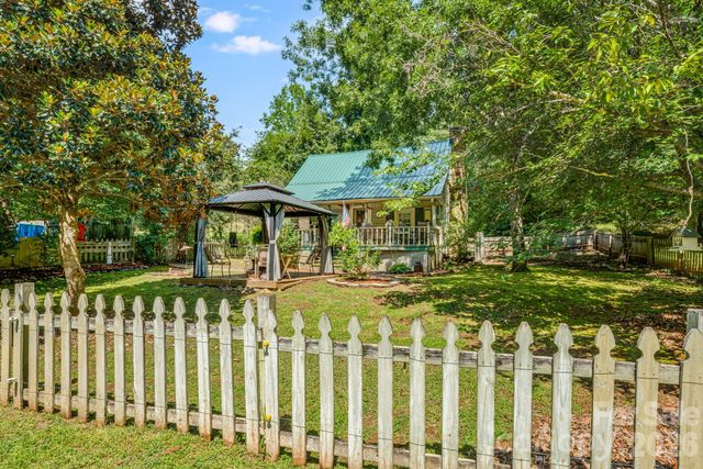 242 Whitney Boulevard, Lake Lure, NC 28746