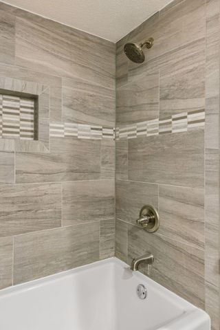 9925 Nord Road, Bloomington, MN 55437
