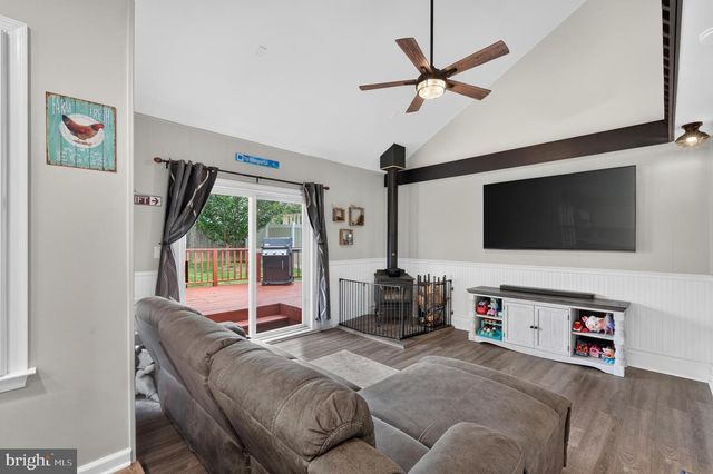 2111 SAINT FRANCIS ST, Wilmington, DE 19808