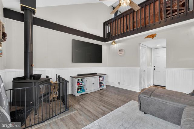 2111 SAINT FRANCIS ST, Wilmington, DE 19808