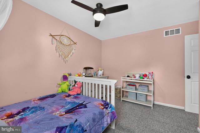 2111 SAINT FRANCIS ST, Wilmington, DE 19808