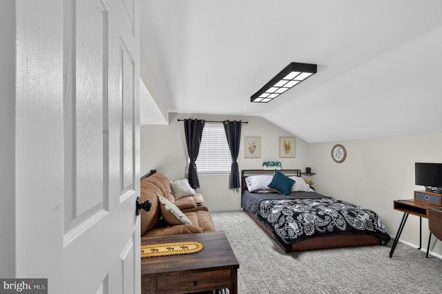2111 SAINT FRANCIS ST, Wilmington, DE 19808