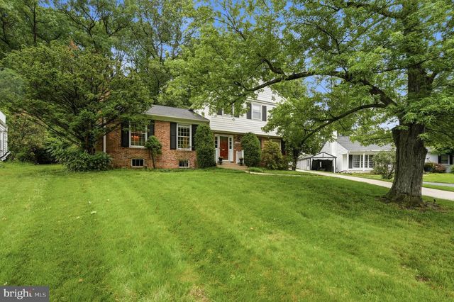 12112 WHIPPOORWILL LN, Rockville, MD 20852