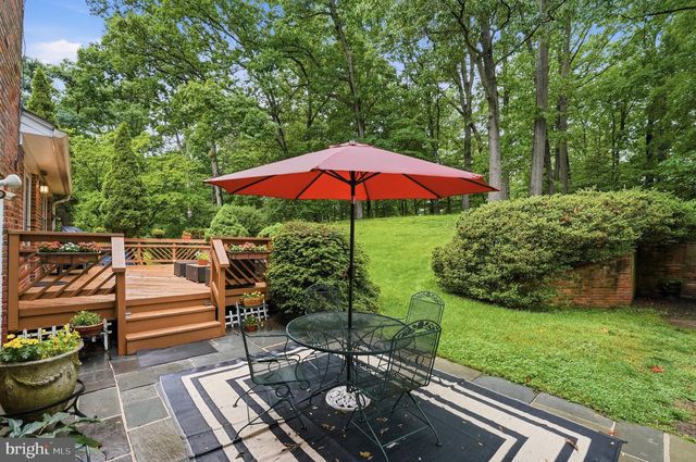 12112 WHIPPOORWILL LN, Rockville, MD 20852