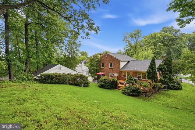 12112 WHIPPOORWILL LN, Rockville, MD 20852