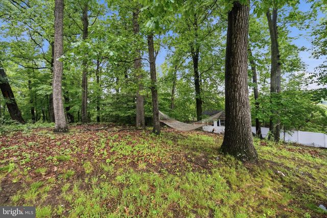 12112 WHIPPOORWILL LN, Rockville, MD 20852