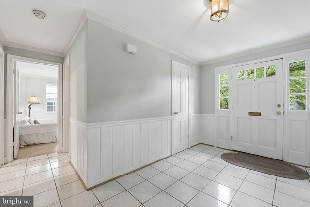 12112 WHIPPOORWILL LN, Rockville, MD 20852