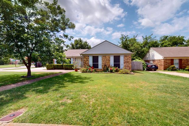 4562 Wild Rose Court, Fort Worth, TX 76137