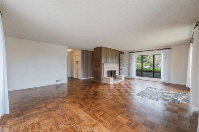401 Yarmouth Rd, Palos Verdes Estates, CA 90274