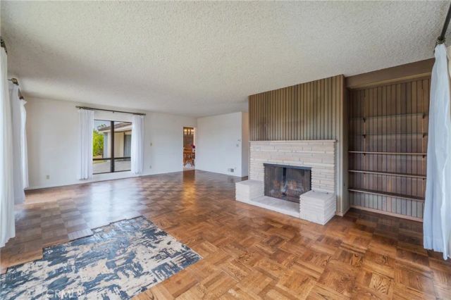 401 Yarmouth Rd, Palos Verdes Estates, CA 90274