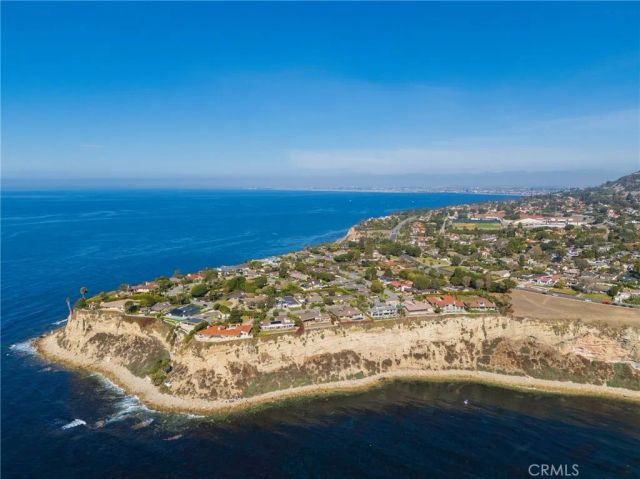 401 Yarmouth Rd, Palos Verdes Estates, CA 90274