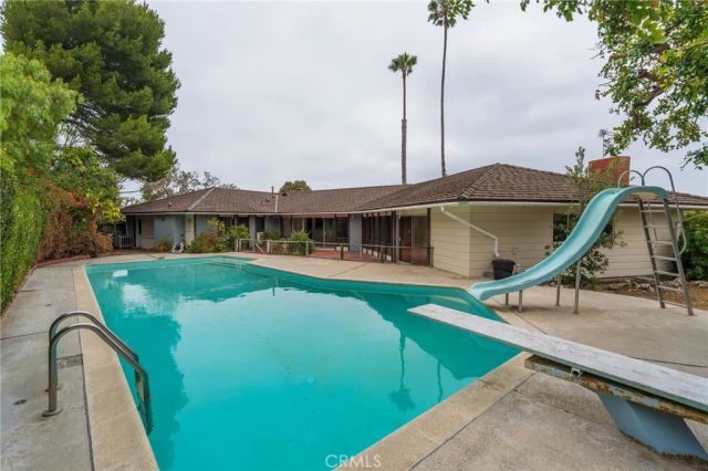 401 Yarmouth Rd, Palos Verdes Estates, CA 90274