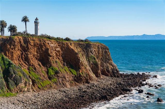 401 Yarmouth Rd, Palos Verdes Estates, CA 90274