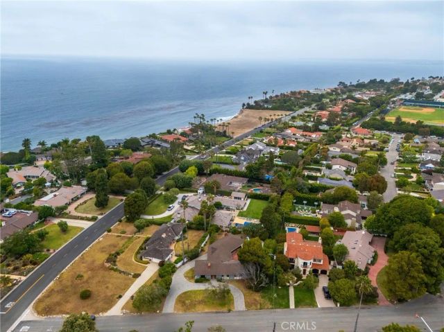 401 Yarmouth Rd, Palos Verdes Estates, CA 90274