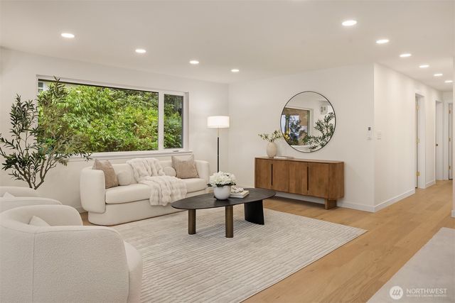 11203 Hallstrom Drive NW, Gig Harbor, WA 98332