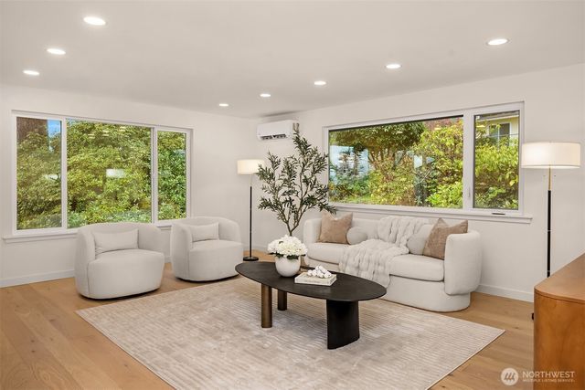 11203 Hallstrom Drive NW, Gig Harbor, WA 98332