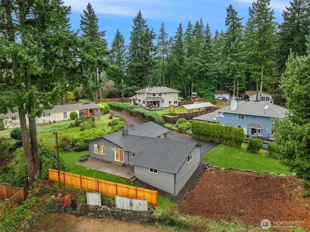 11203 Hallstrom Drive NW, Gig Harbor, WA 98332