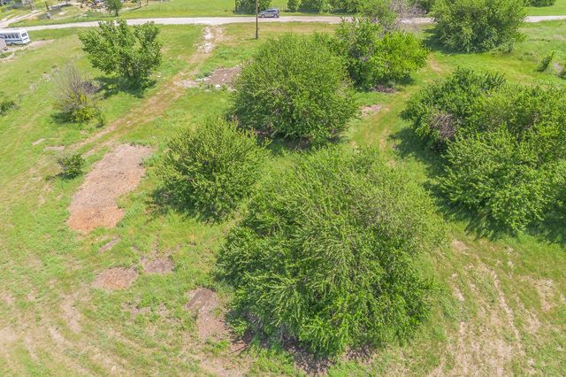 368 Private Road 4443, Rhome, TX 76078