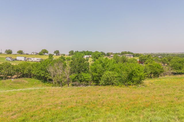 368 Private Road 4443, Rhome, TX 76078