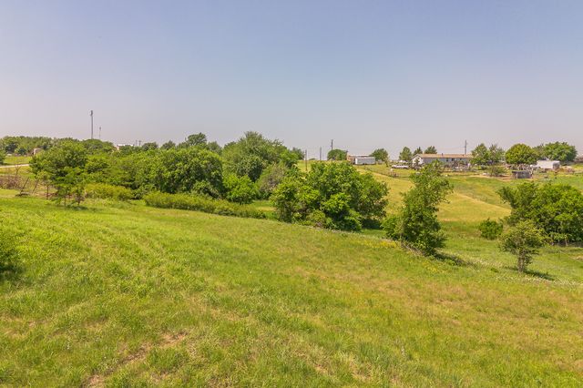368 Private Road 4443, Rhome, TX 76078