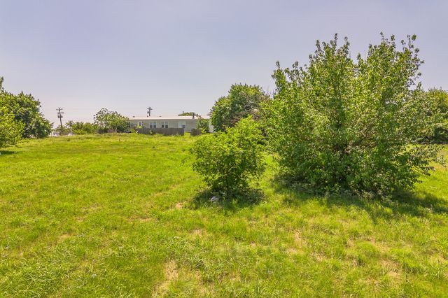 368 Private Road 4443, Rhome, TX 76078