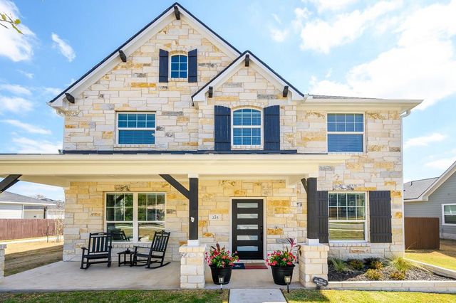 225 Villars DR, Salado, TX 76571