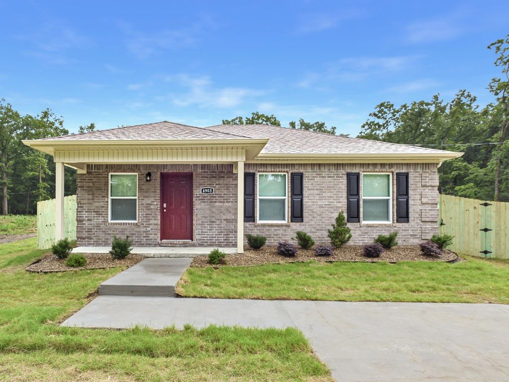 4903.5 Rose lane, Jacksonville, AR 72076