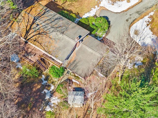 352 Taylor Rd, Stow, MA 01775