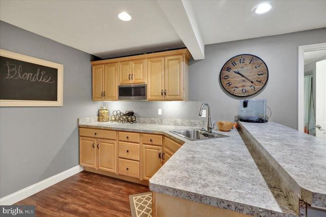 2508 JOHN HENRY DR, Reading, PA 19608