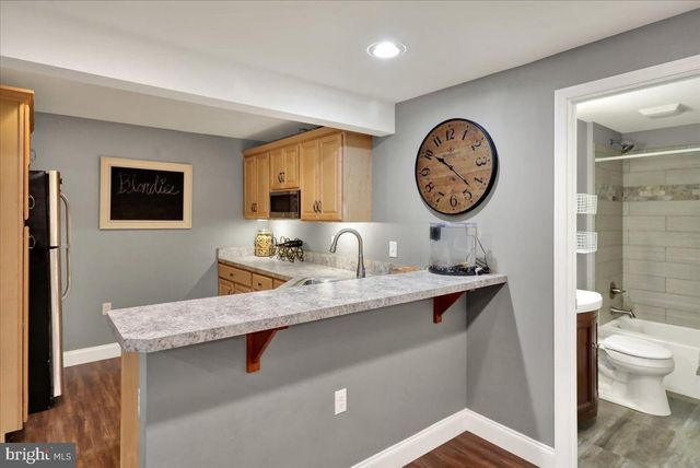 2508 JOHN HENRY DR, Reading, PA 19608