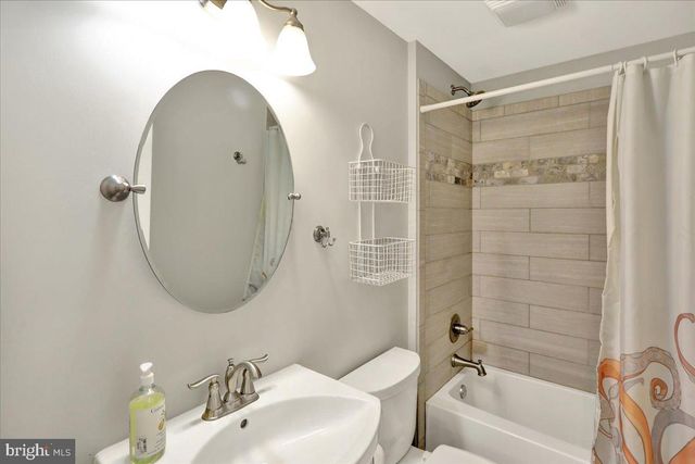 2508 JOHN HENRY DR, Reading, PA 19608