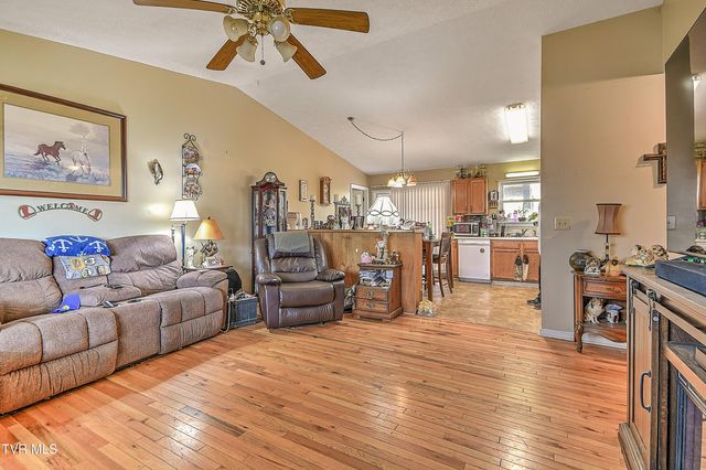 154 Slate Hill Road, Telford, TN 37690