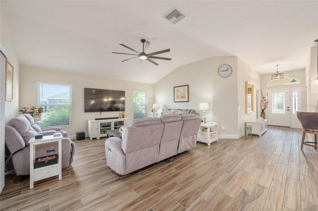 595 RANDALL ROAD, The Villages, FL 32163
