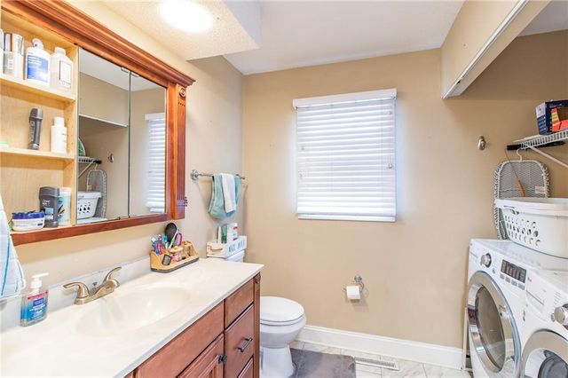 206 S Ridgeview Drive, Warrensburg, MO 64093