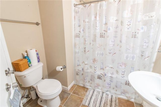 206 S Ridgeview Drive, Warrensburg, MO 64093