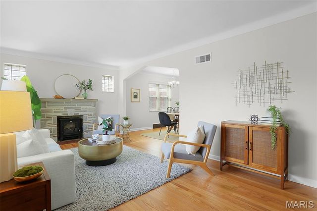 5635 Oleatha Avenue, St Louis, MO 63139