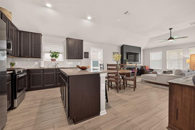 29230 Sequoia Tree Trail, Spring, TX 77386