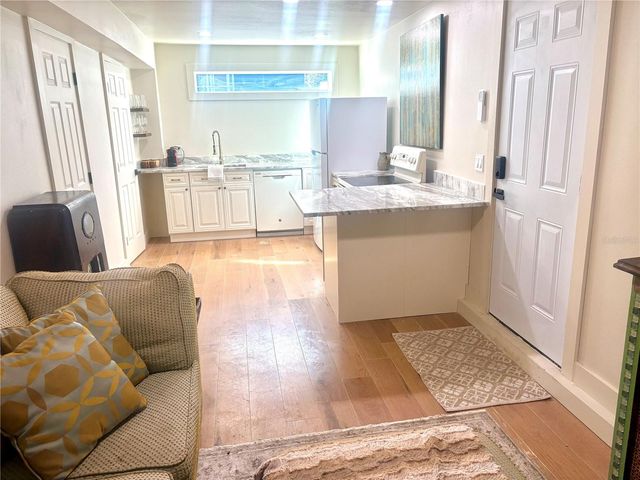 3022 BEACH BOULEVARD S 1, Gulfport, FL 33707