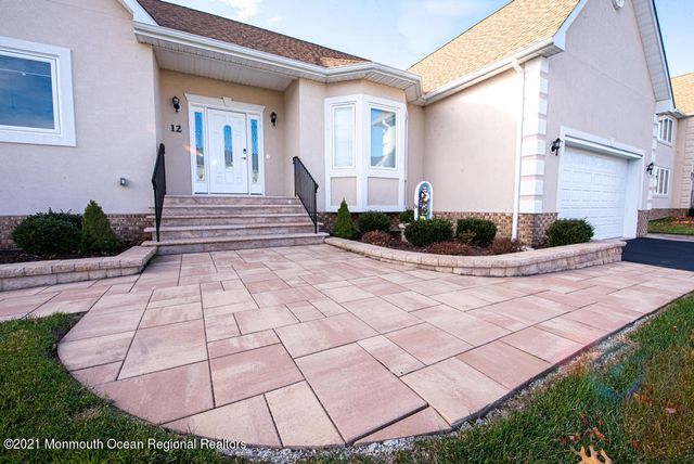 12 Cindy Court, Howell, NJ 07731