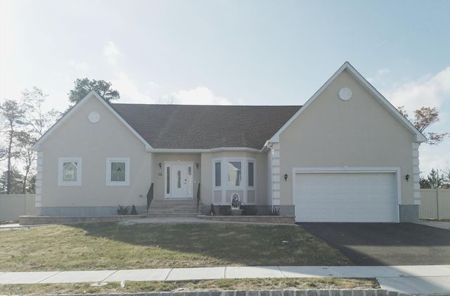 12 Cindy Court, Howell, NJ 07731