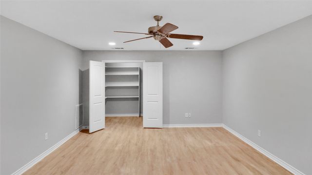 4260 Monroe Drive, Midlothian, TX 76065