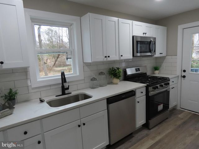 2321 DIAMOND ST, Wilmington, DE 19804