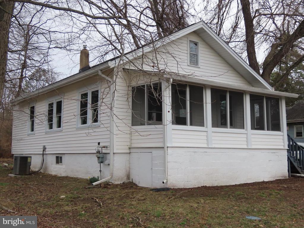 2321 DIAMOND ST, Wilmington, DE 19804