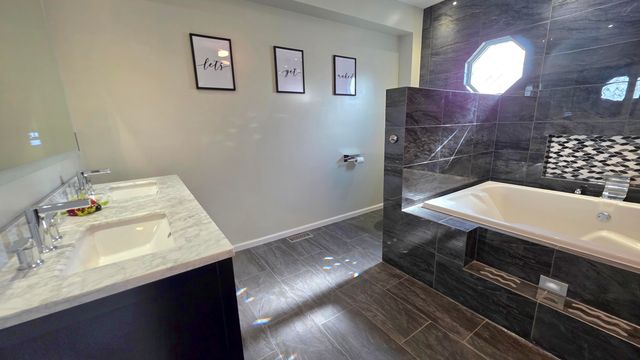 205 W Pearl Street, Hamlet, IN 46532