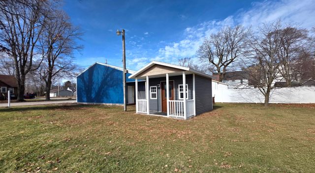 205 W Pearl Street, Hamlet, IN 46532